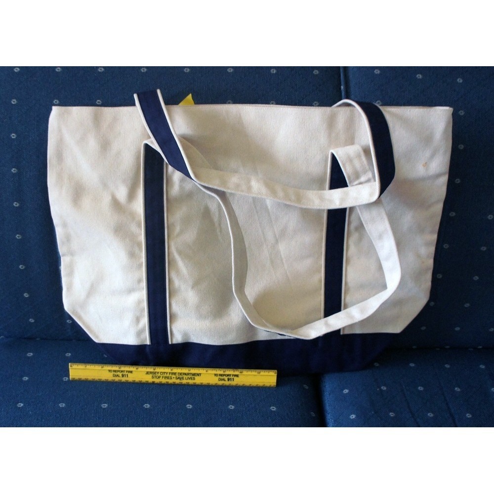 Large Book-Themed Zippered Canvas Tote Bag 19 x 15 - Picture 3 of 4